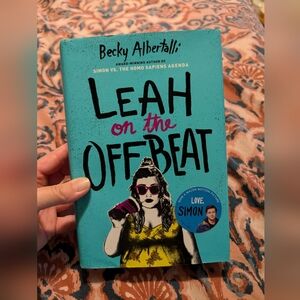 Leah on the offbeat by Becky Albertalli